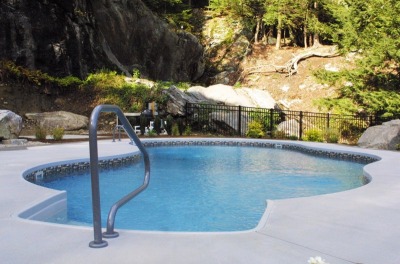 067_67 this is a photo of a custom pool installed by julianos