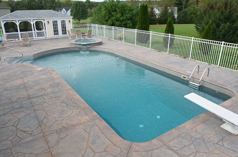 11D Keyhole Inground Pool - Richmond, MA