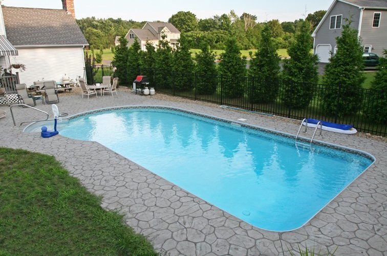 5A Keyhole Inground Pool - Hudson, NY