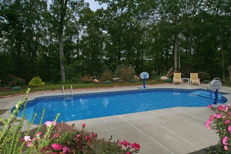 7A Keyhole Inground Pool - Valatie, NY